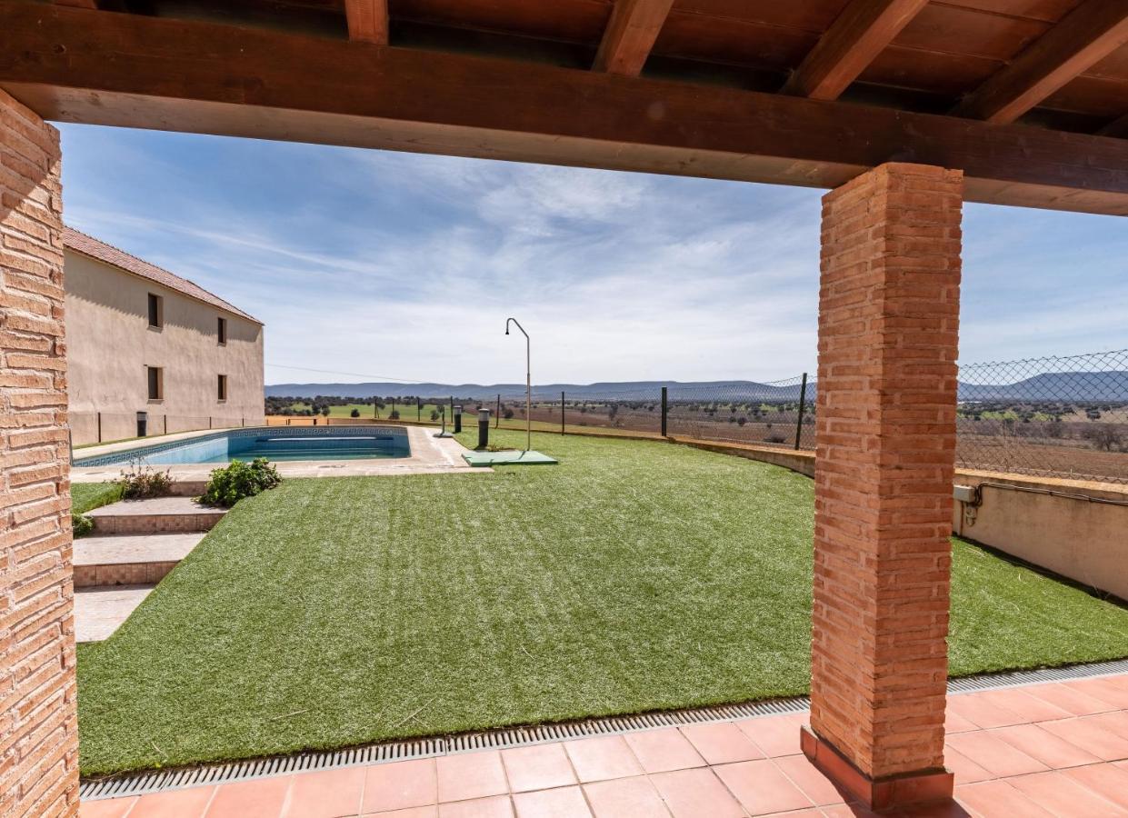 Finca Casa Rural De La Mata Толедо Екстериор снимка