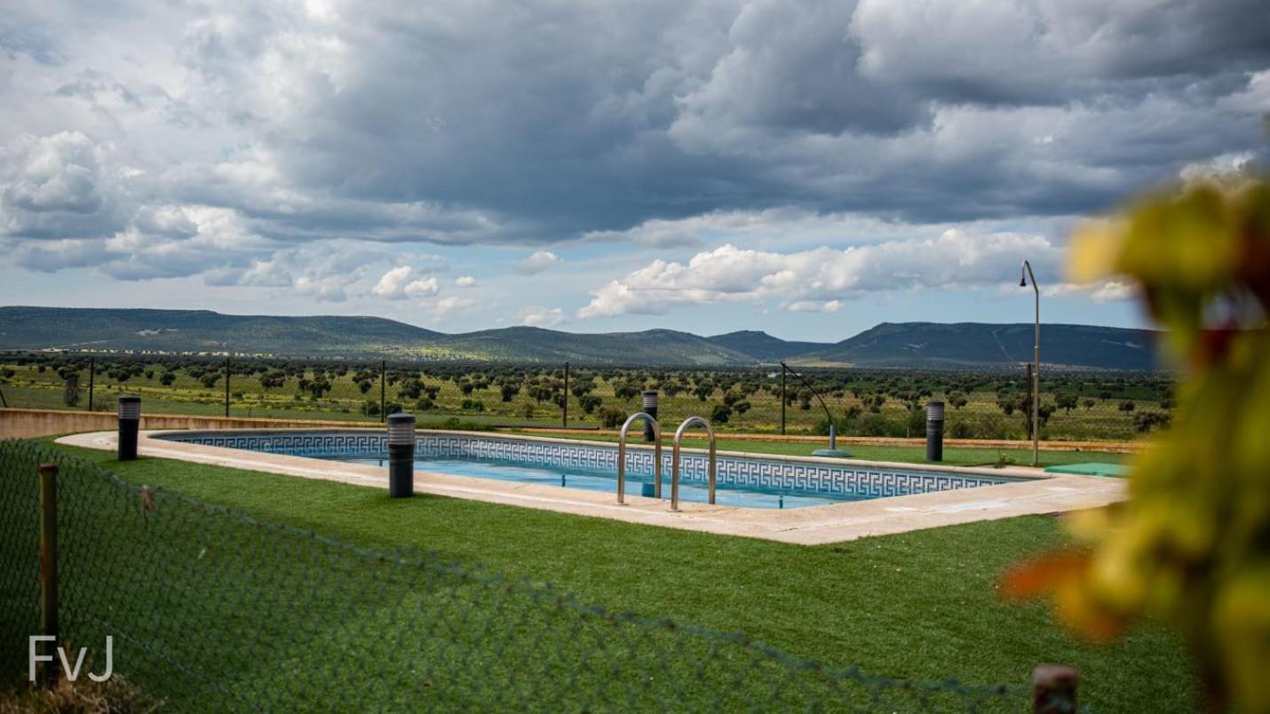 Finca Casa Rural De La Mata Толедо Екстериор снимка
